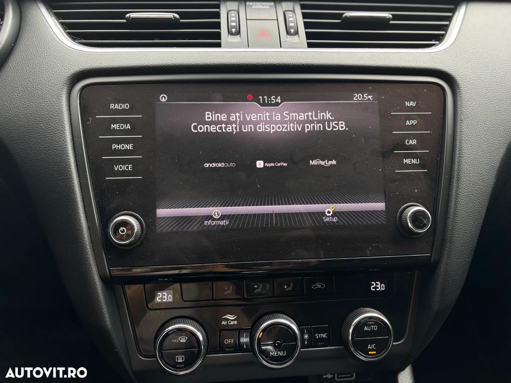 Skoda Octavia Combi Diesel 2.0 TDI DSG Ambition - 20