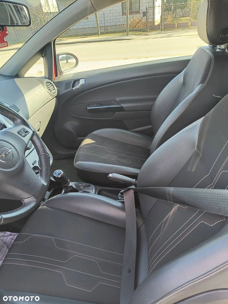 Opel Corsa 1.4 16V 150 Jahre - 14