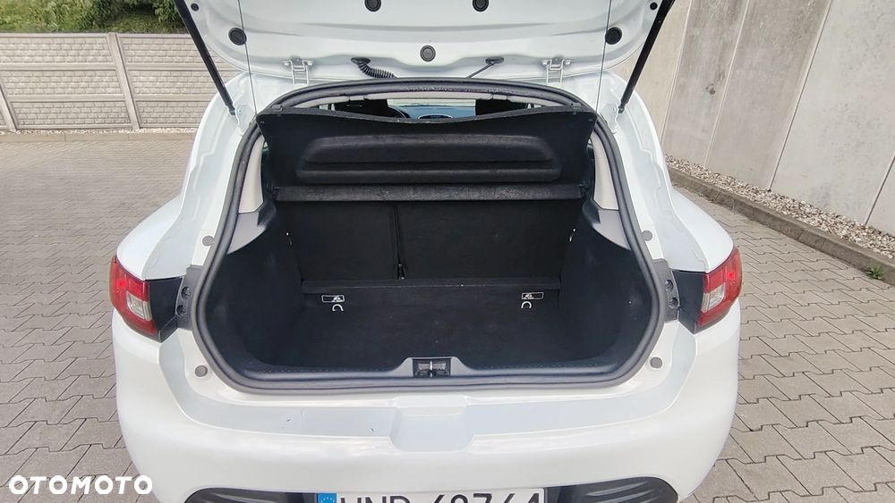 Renault Clio 1.2 16V Alize - 16