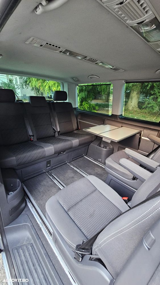 Volkswagen Multivan - 11