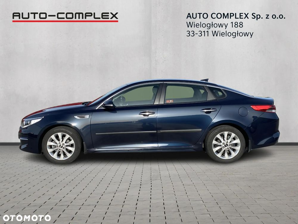 Kia Optima 2.0 L - 3