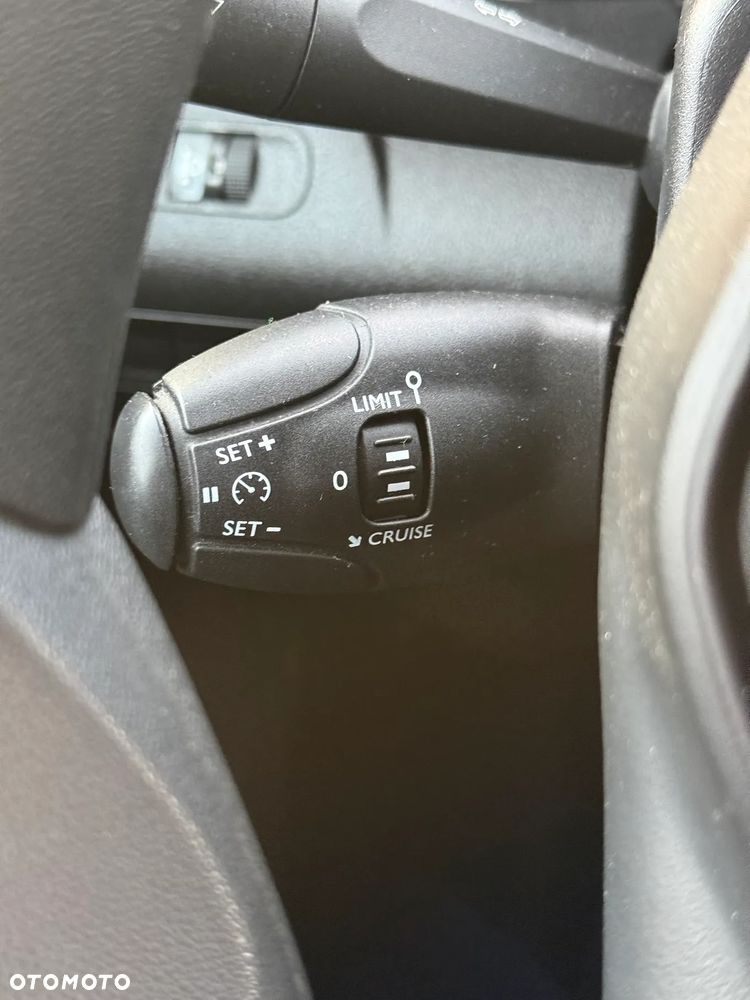 Peugeot PARTNER - 13