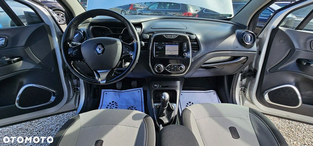 Renault Captur - 23