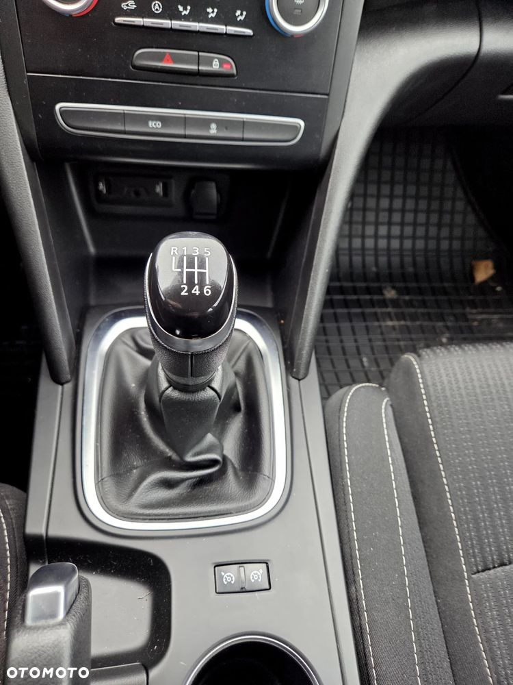 Renault Megane 1.5 dCi Energy Bose EU6 - 11