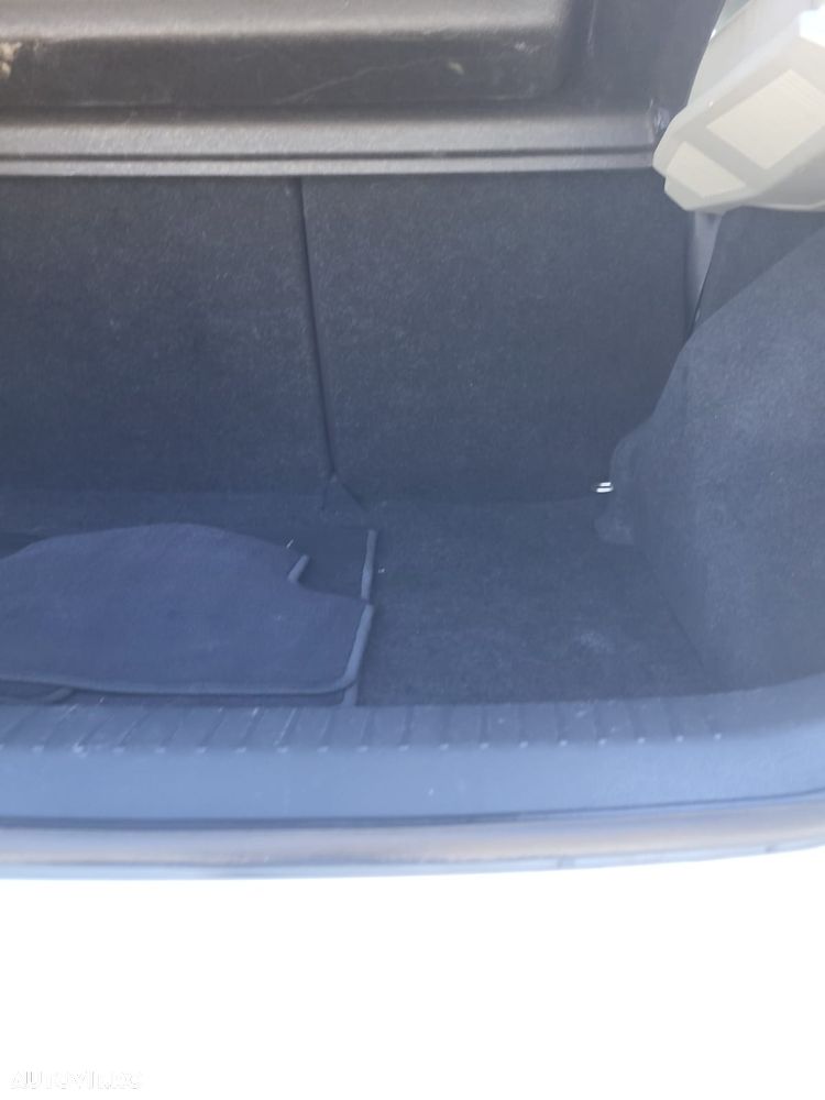 Nissan Qashqai 1.5 DCI DPF visia ECO - 5