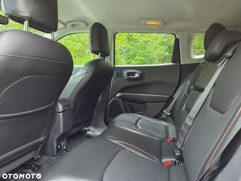 Jeep Compass 1.4 MultiAir Sport - 17