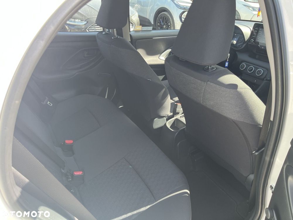 Toyota Yaris 1.5 Comfort CVT - 21