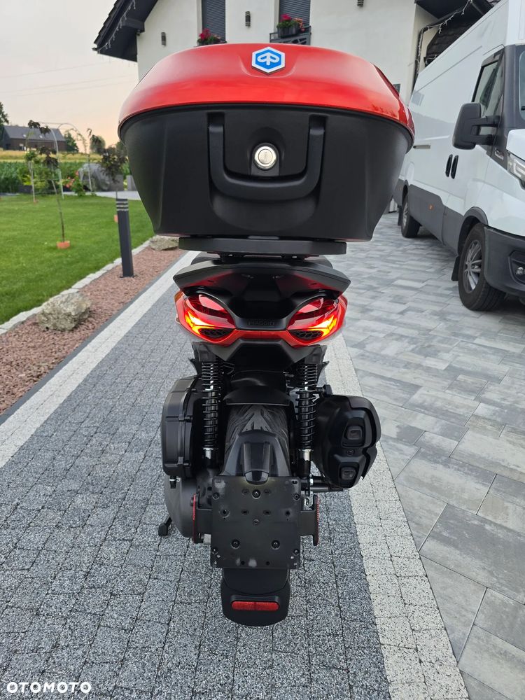 Piaggio Beverly - 8