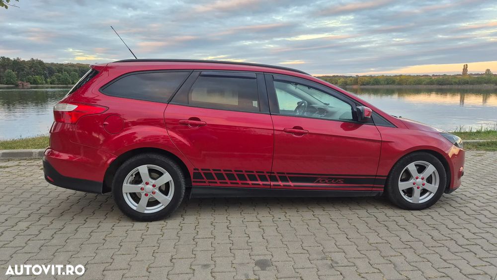 Ford Focus 2.0 TDCi DPF Powershift Titanium - 31