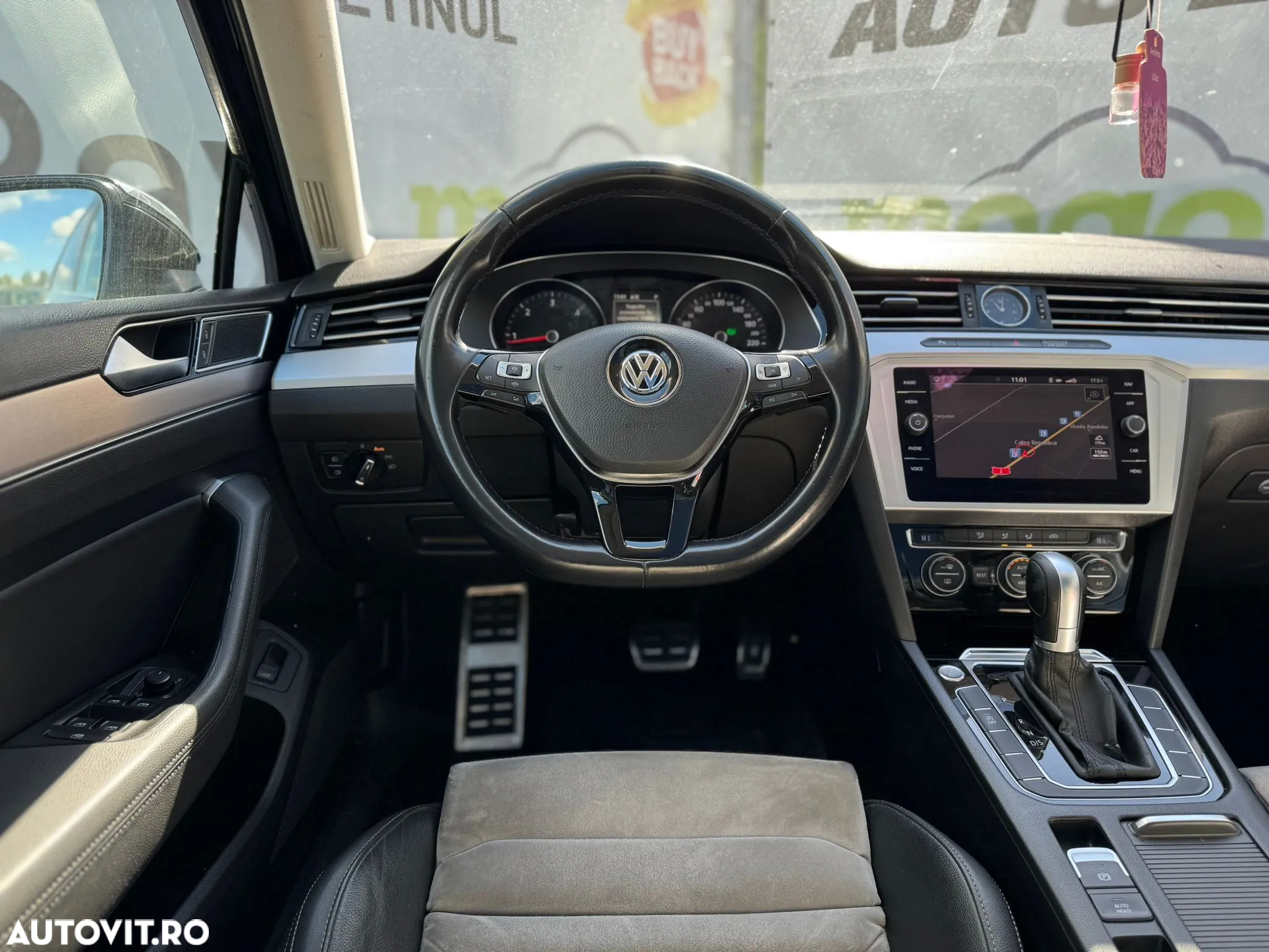 Volkswagen Passat Variant 2.0 TDI DSG (BlueMotion Technology) Comfortline - 28