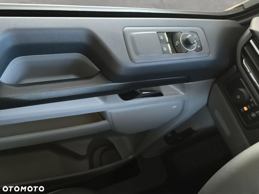 Ford Transit Custom Kombi 320 L2H1 Limited M1 - 12