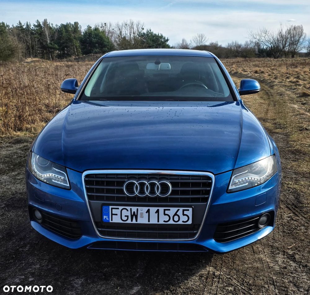 Audi A4 Limousine - 7