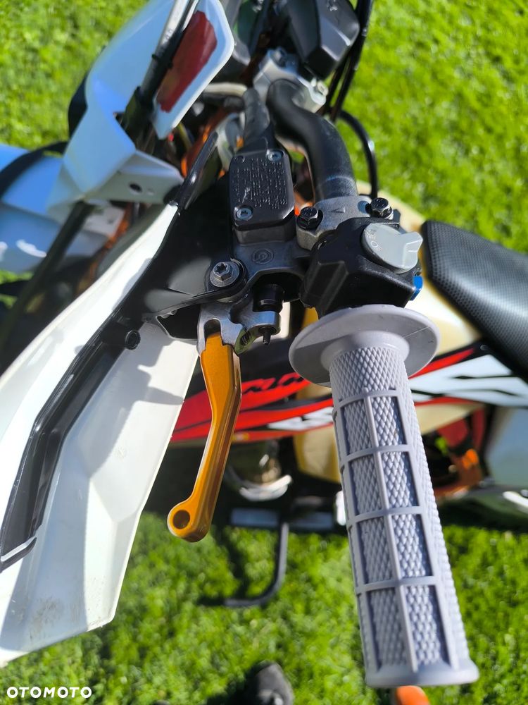 KTM EXC - 8
