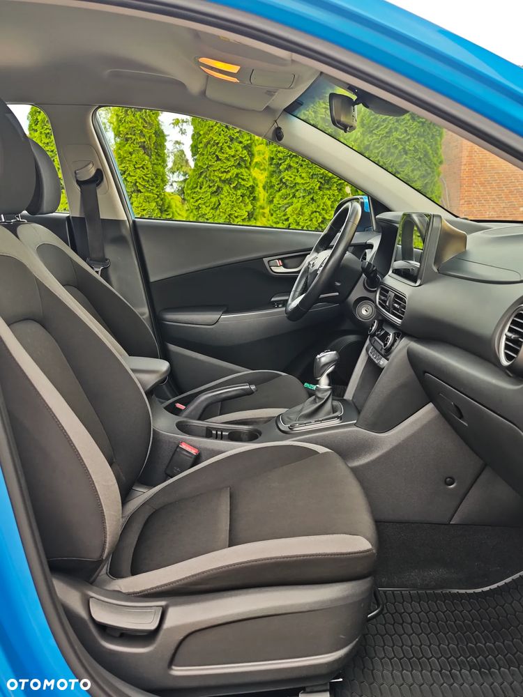 Hyundai Kona - 11