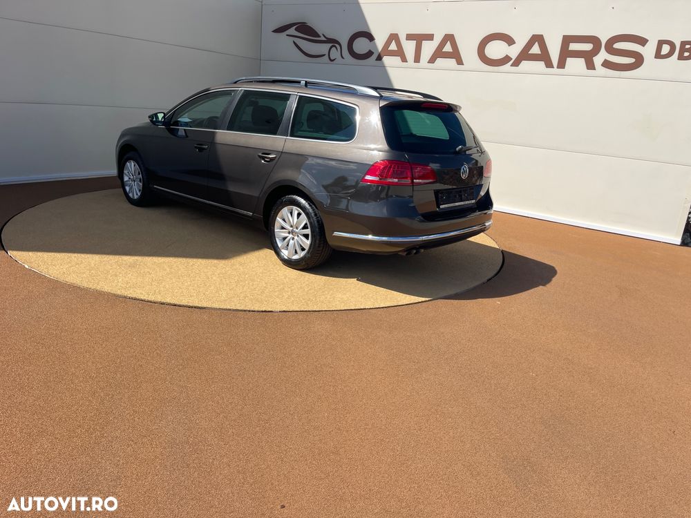 Volkswagen Passat 2.0 TDI BlueMotion Technology Comfortline - 10