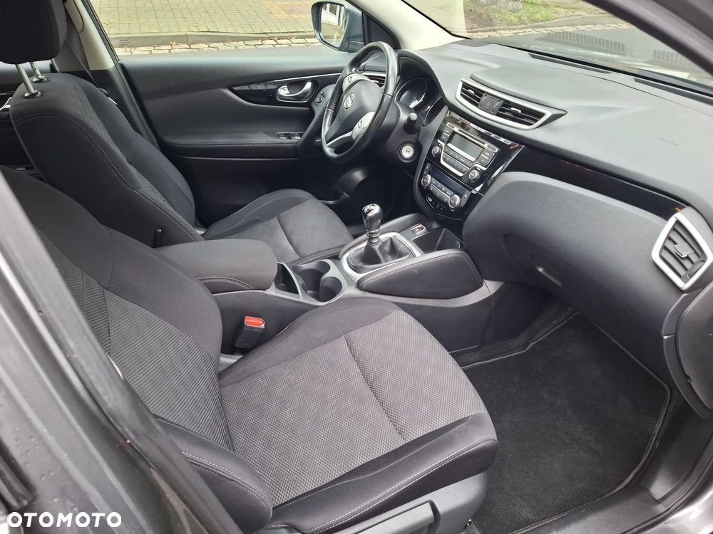 Nissan Qashqai 1.2 DIG-T Acenta EU6 - 12