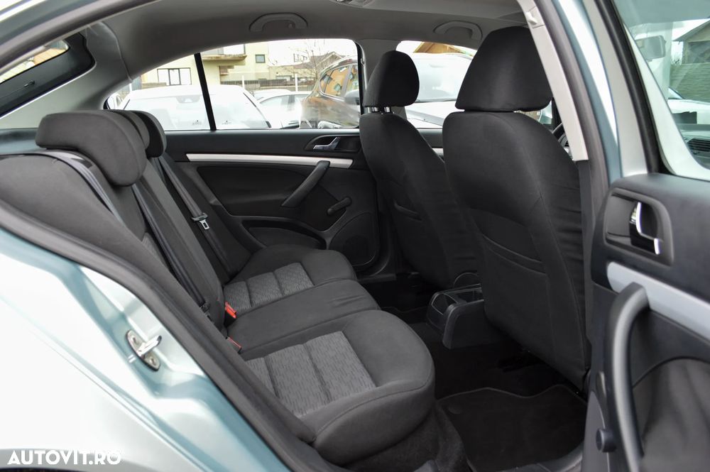 Skoda Octavia 1.6 TDI DPF Elegance - 13