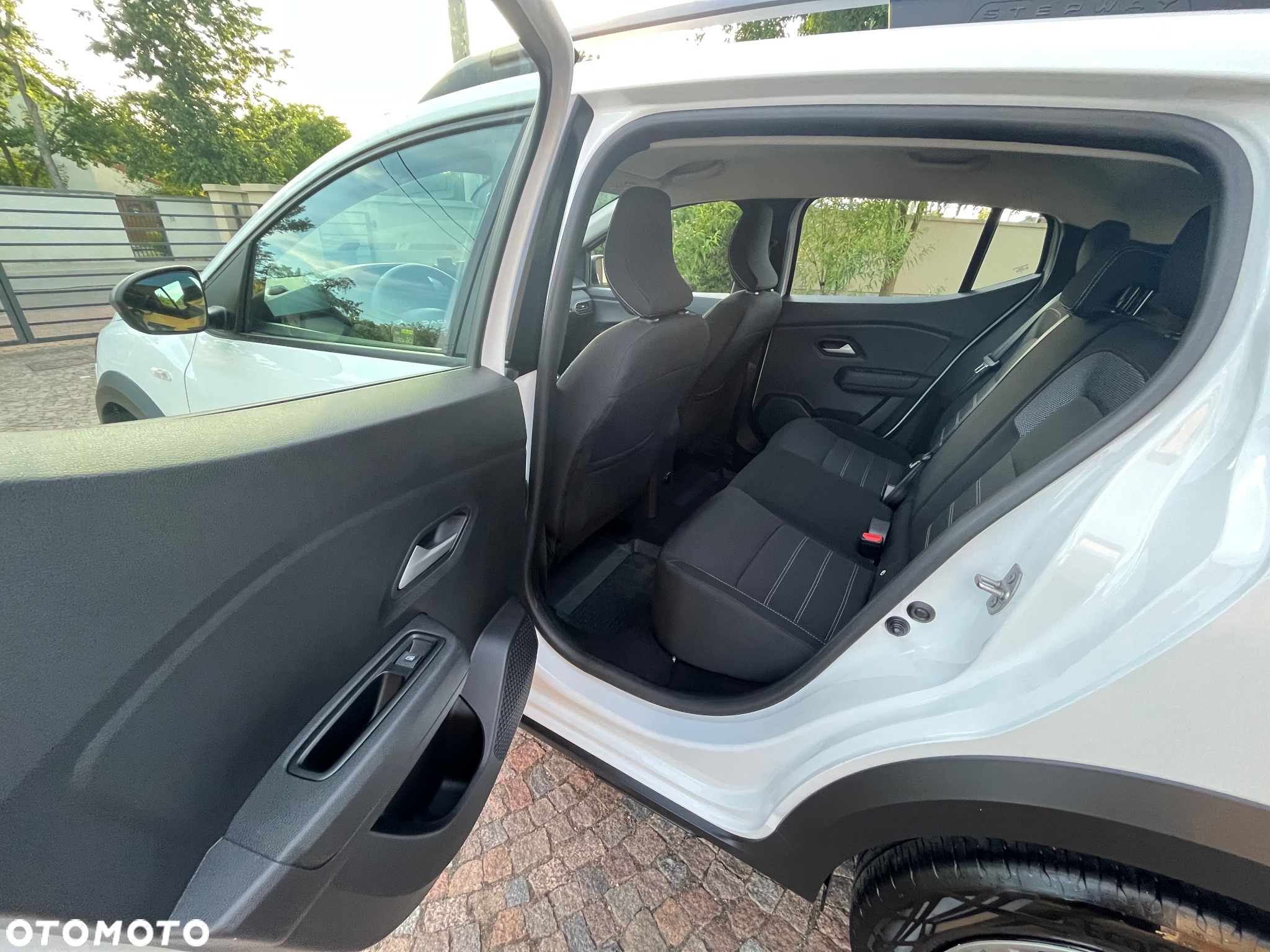 Dacia Sandero Stepway 1.0 TCe Expression CVT - 35
