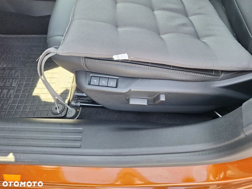 Citroën C4 1.2 PureTech Shine S&S EAT8 - 10