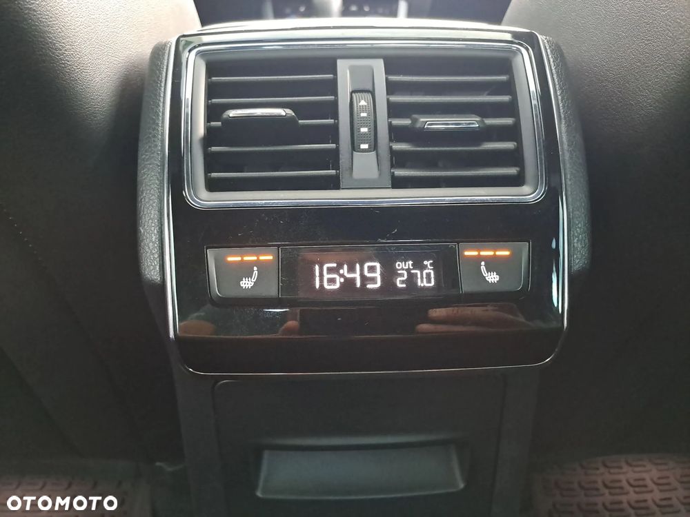 Skoda Superb 2.0 TSI 4x4 Sportline DSG - 25