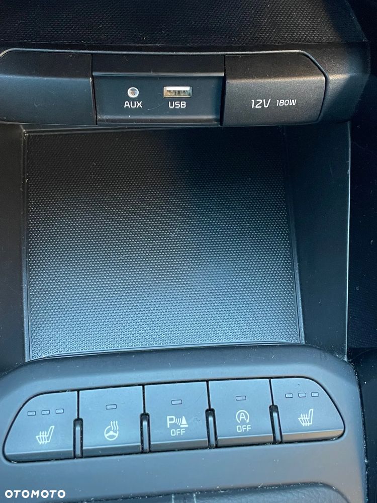 Kia Stonic 1.2 L - 16