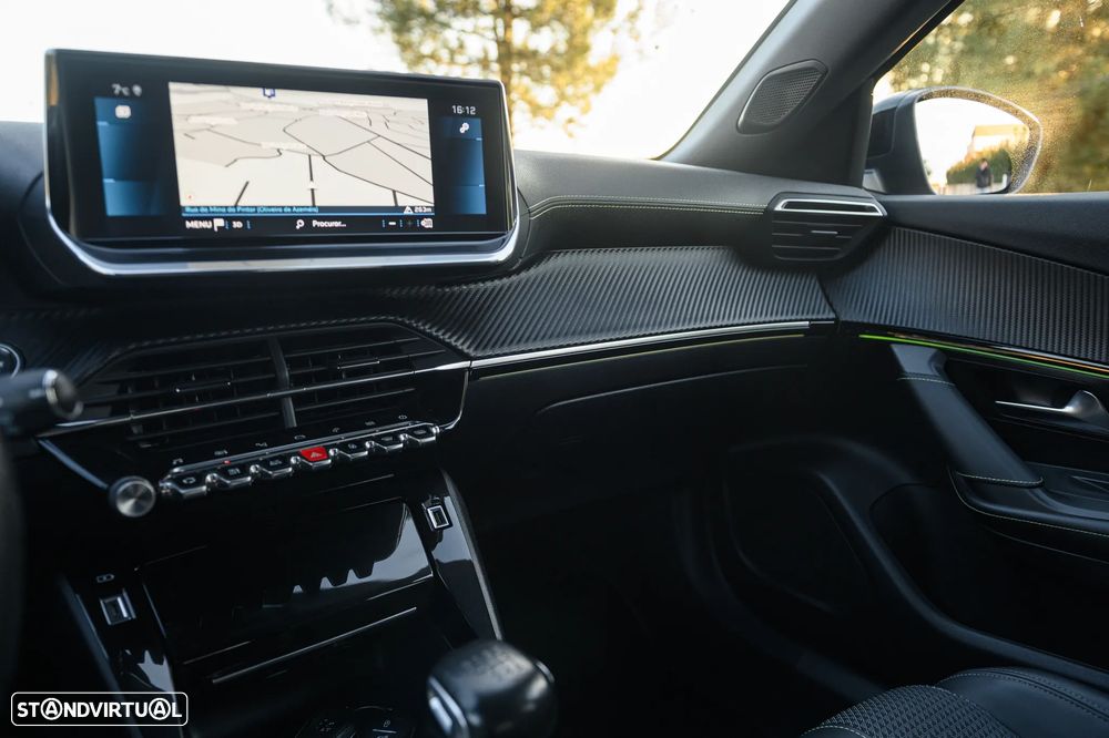 Peugeot 2008 PureTech 130 Stop&Start GT-Line Edition - 30