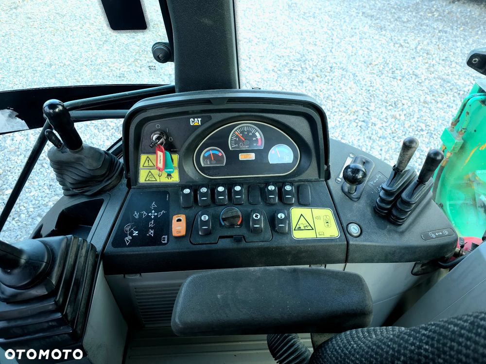 Caterpillar 432E - 25