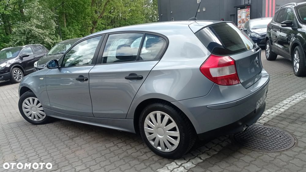 BMW Seria 1 - 18