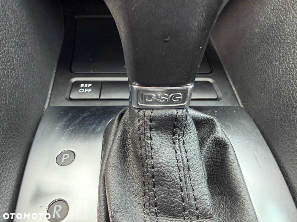 Volkswagen Golf 1.4 TSI DSG Highline - 35