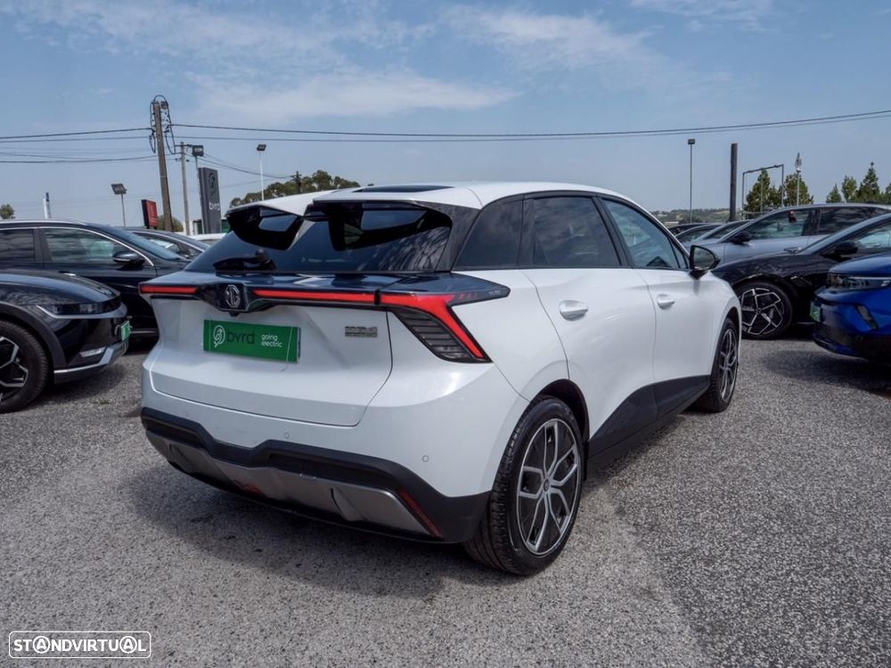 MG MG4 64 kWh Luxury - 16
