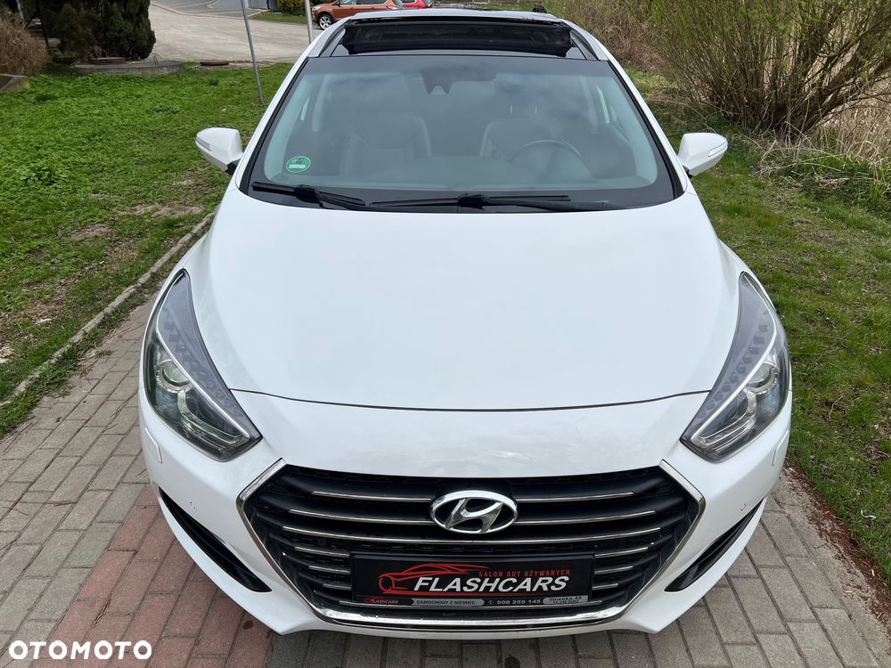Hyundai i40 Kombi 1.7 CRDi DCT Premium - 37