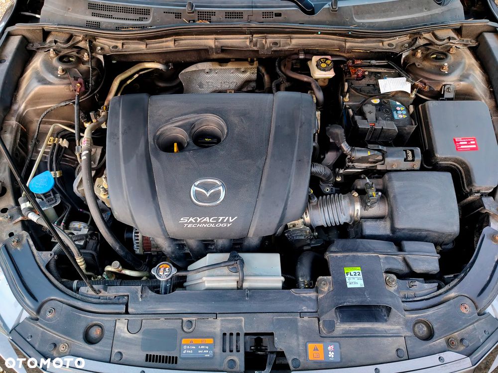 Mazda 3 SKYACTIV-G 120 NAKAMA - 38