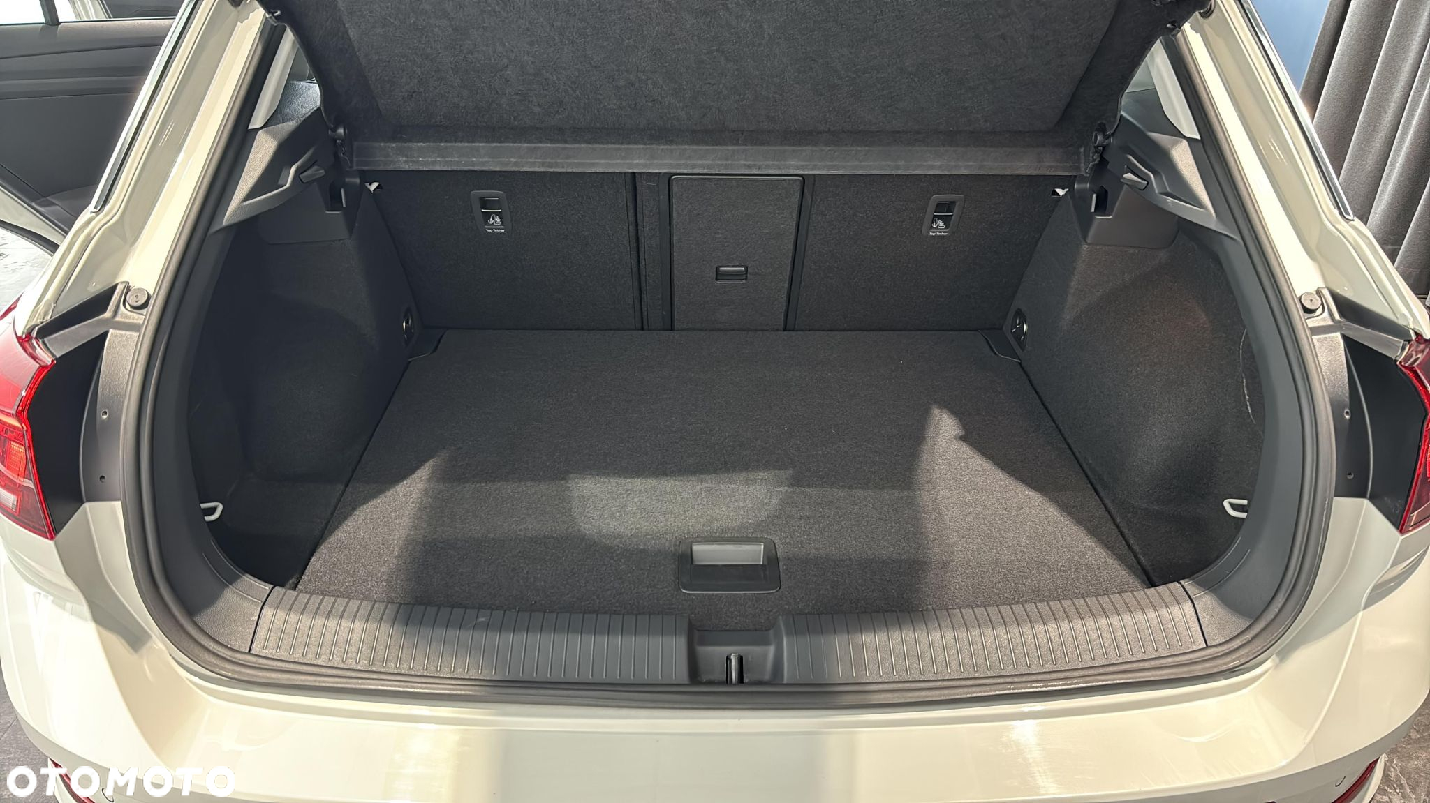 Volkswagen T-Roc 1.0 TSI Life - 17