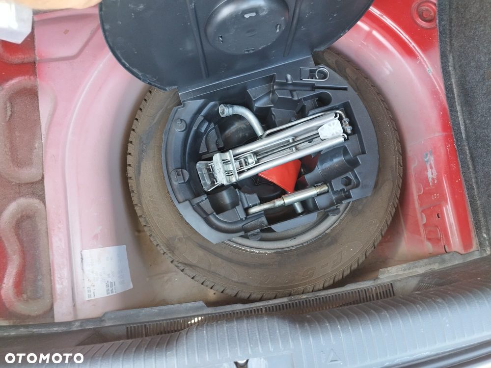 Volkswagen Polo - 16