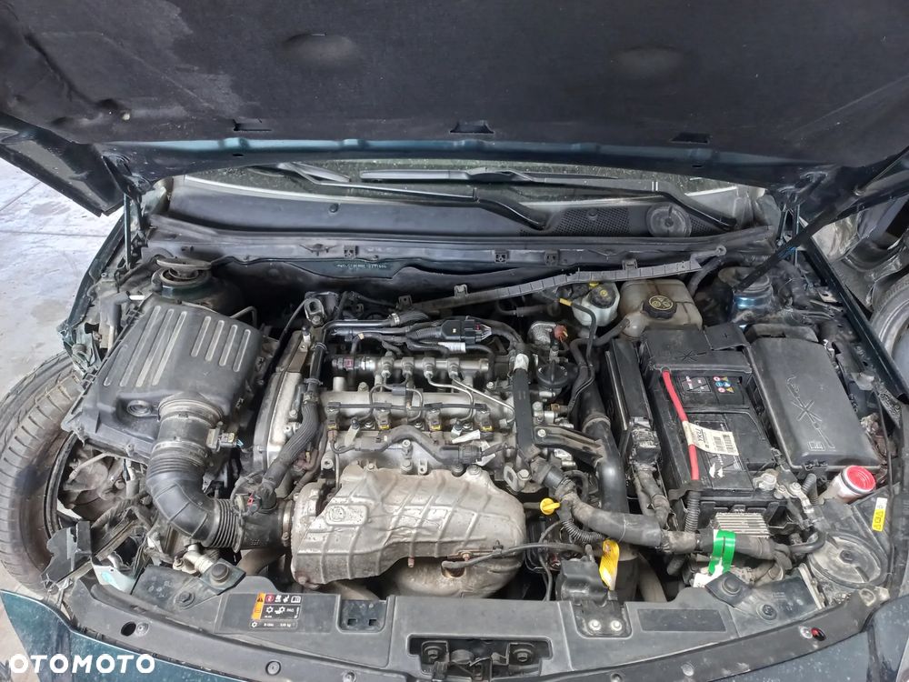 OPEL INSIGNIA lift 13- z silnikiem 2.0 CDTI o oznaczeniu A20DTH wraz ze skrzynią manualną 6 - 6