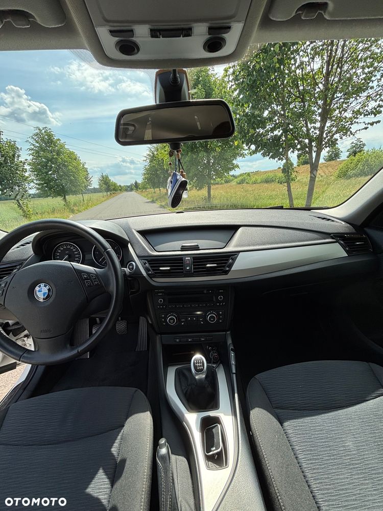 BMW X1 sDrive16d - 10
