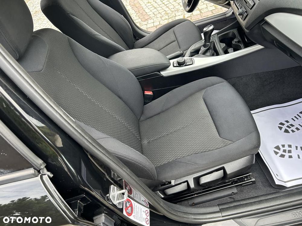 BMW Seria 1 116i - 34