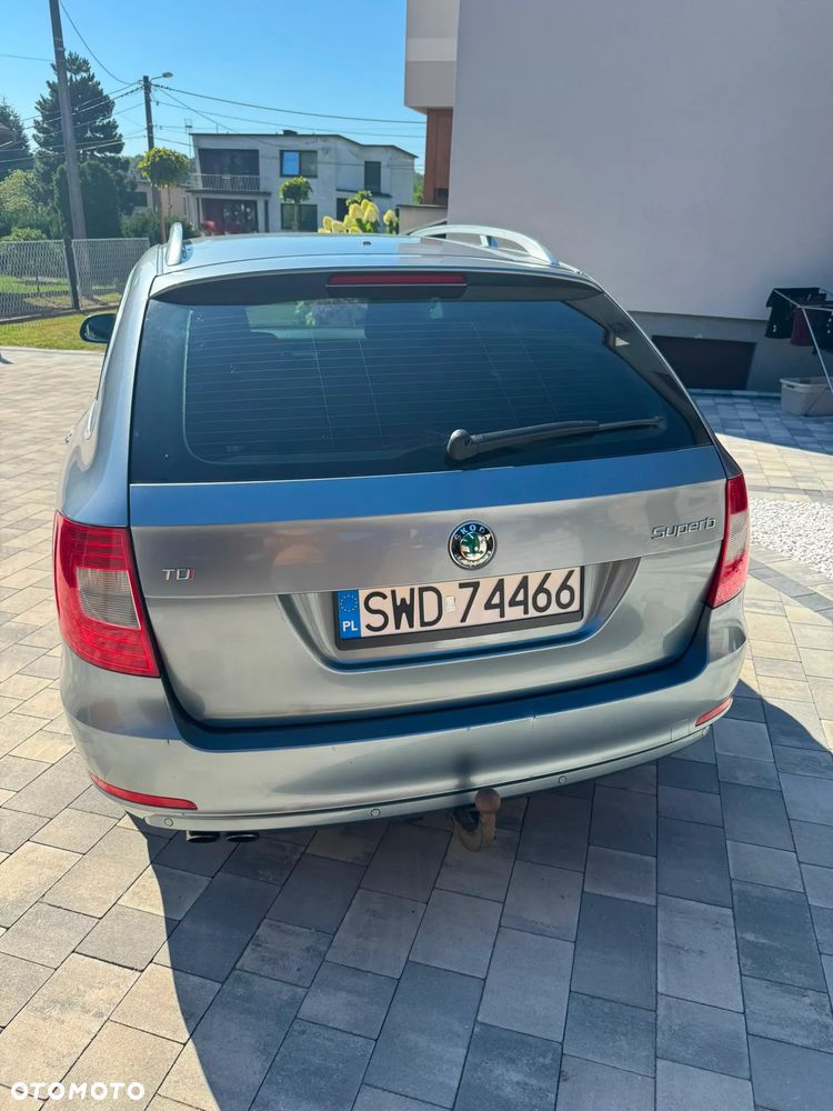 Skoda Superb 2.0 TDI Elegance - 5