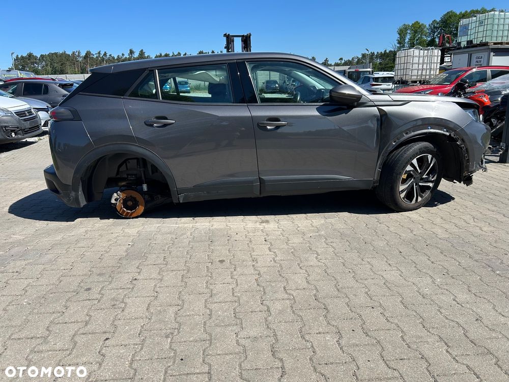 Peugeot 2008 - 6
