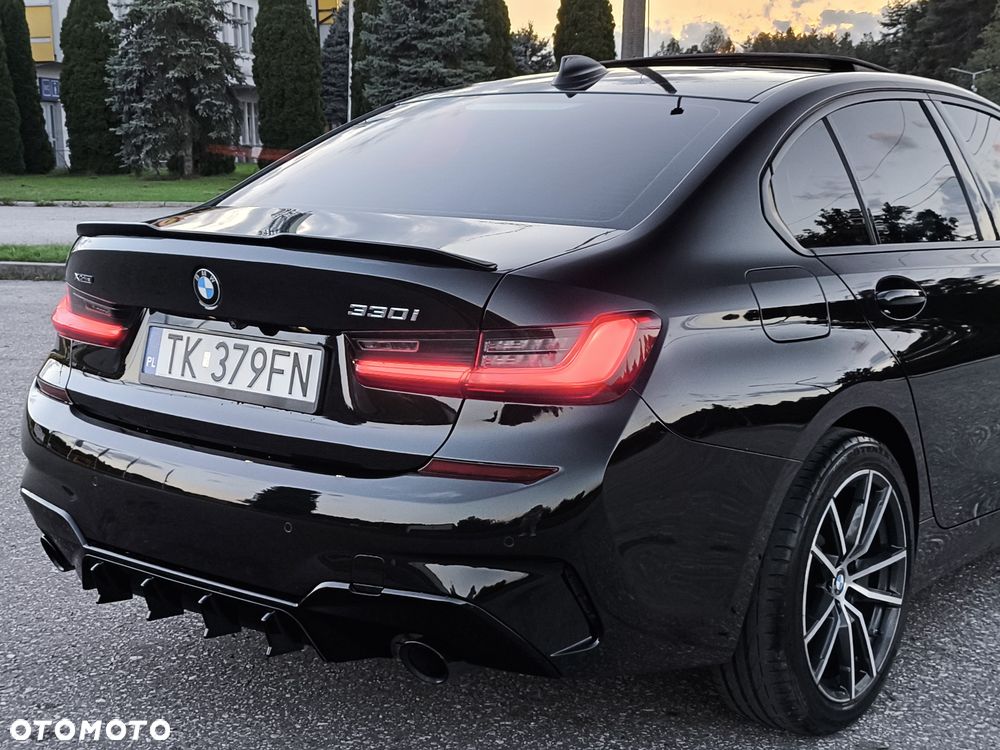BMW Seria 3 330i xDrive Luxury Line sport - 6