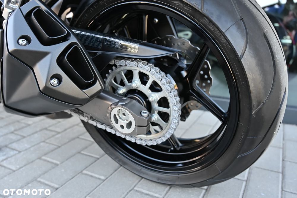 Kawasaki Z - 32