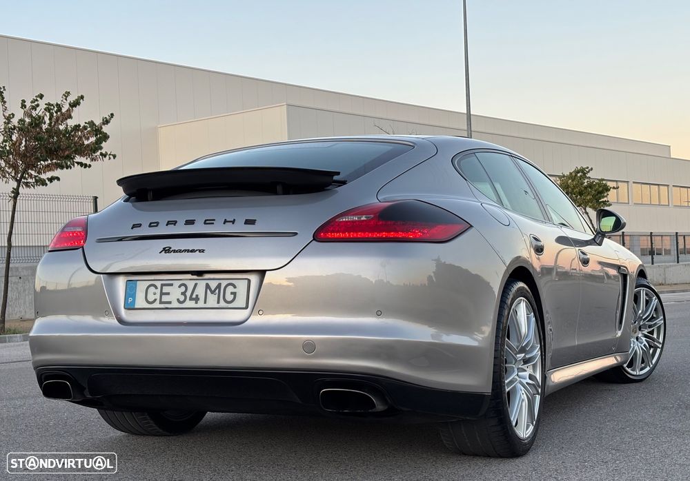 Porsche Panamera 3.0 V6 - 24