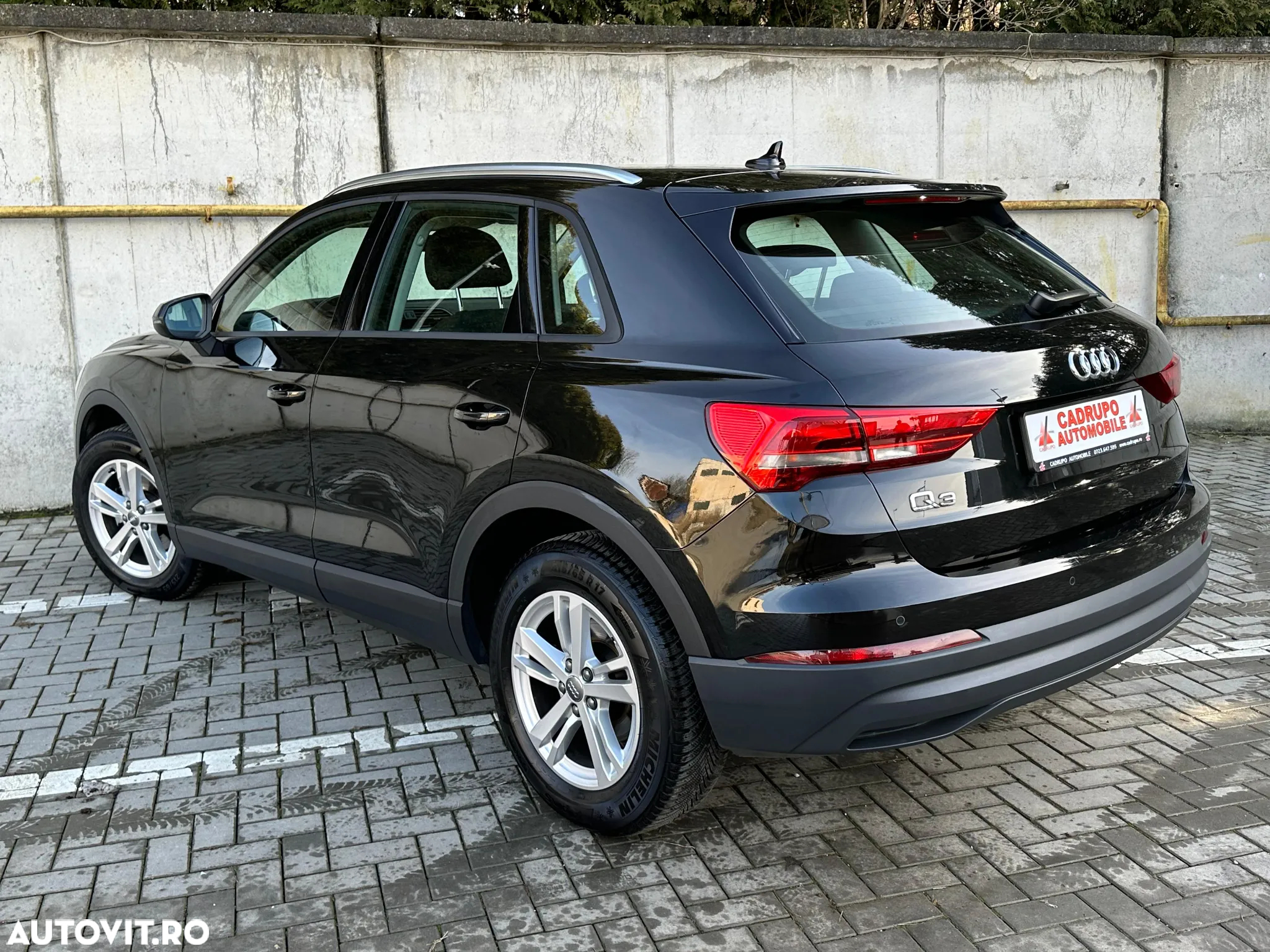 Audi Q3 2.0 35 TDI S tronic Advanced - 10