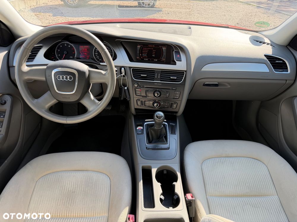 Audi A4 Avant 2.0 TFSI Attraction - 12