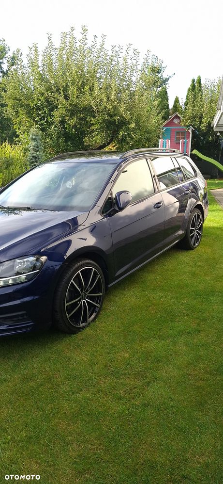 Volkswagen Golf - 5