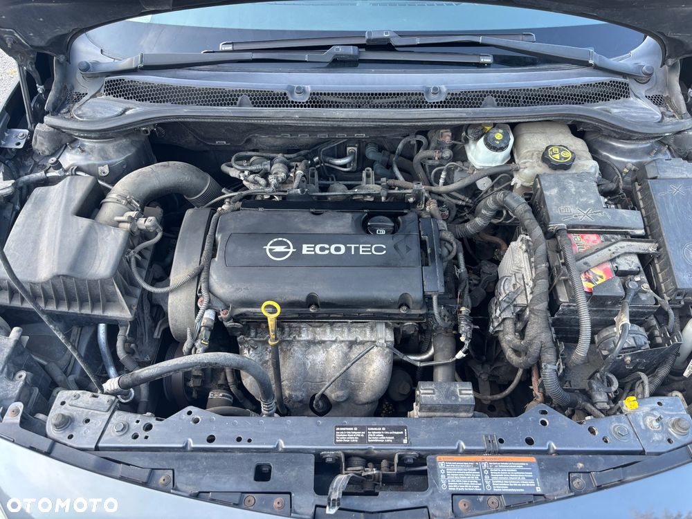Opel Astra 1.6 Cosmo - 10