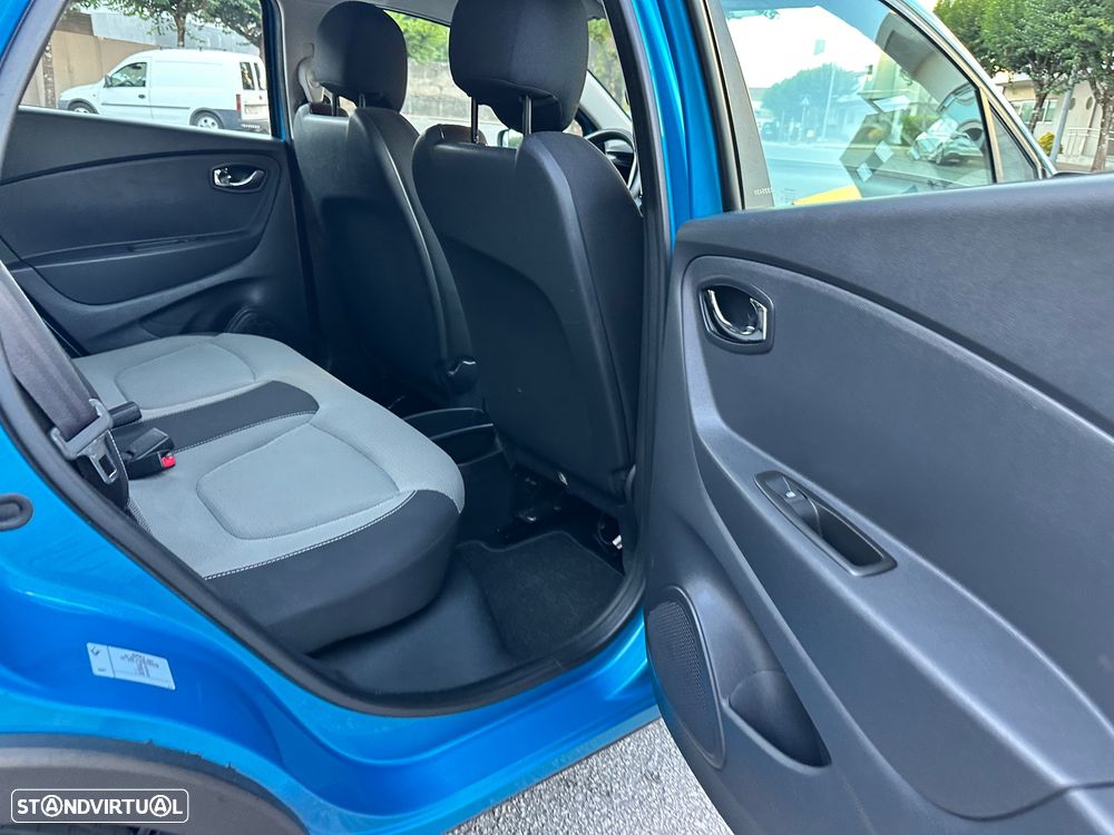 Renault Captur dCi 90 EDC Dynamique - 33