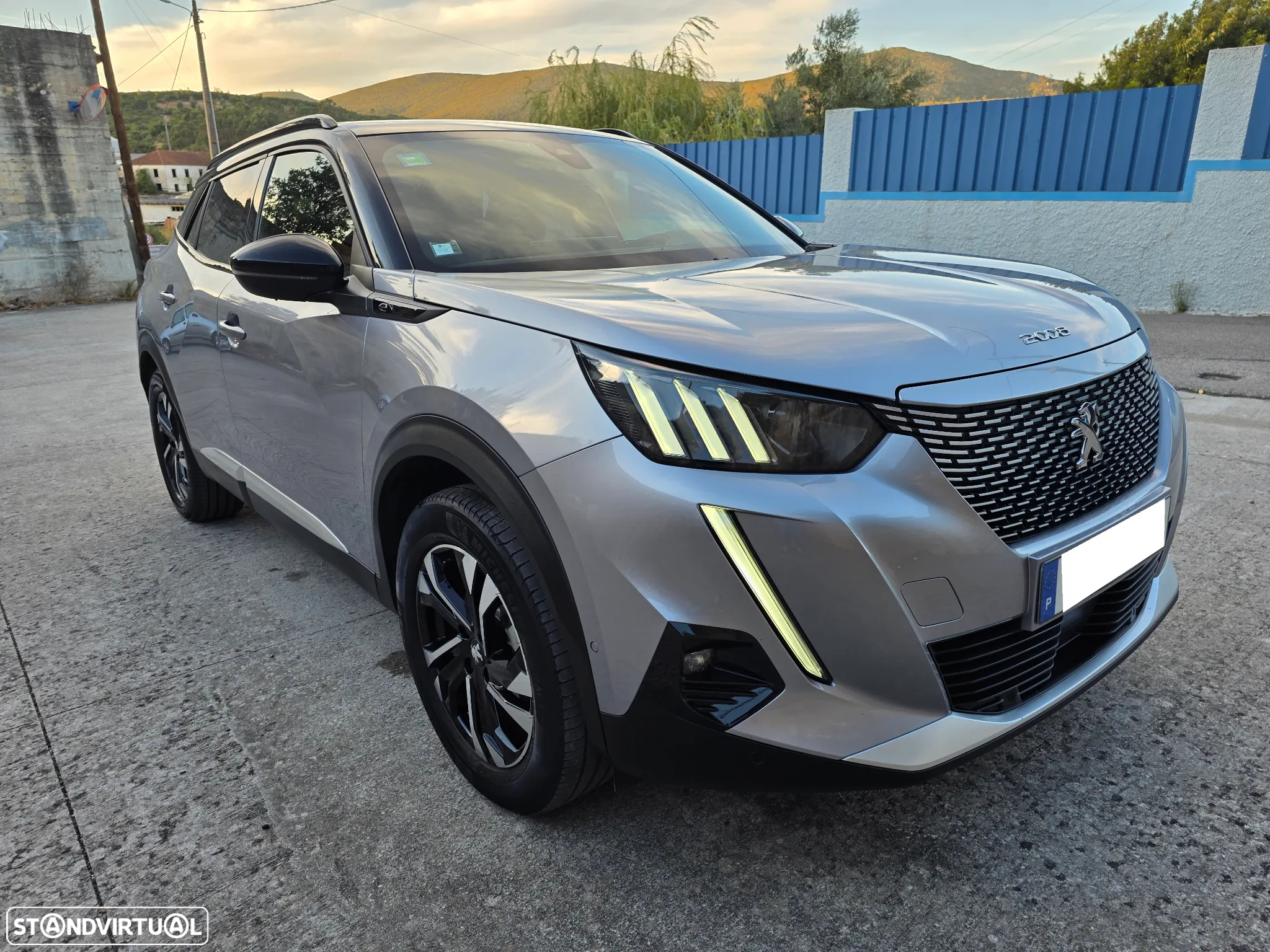 Peugeot e-2008 50 kWh GT Line - 10