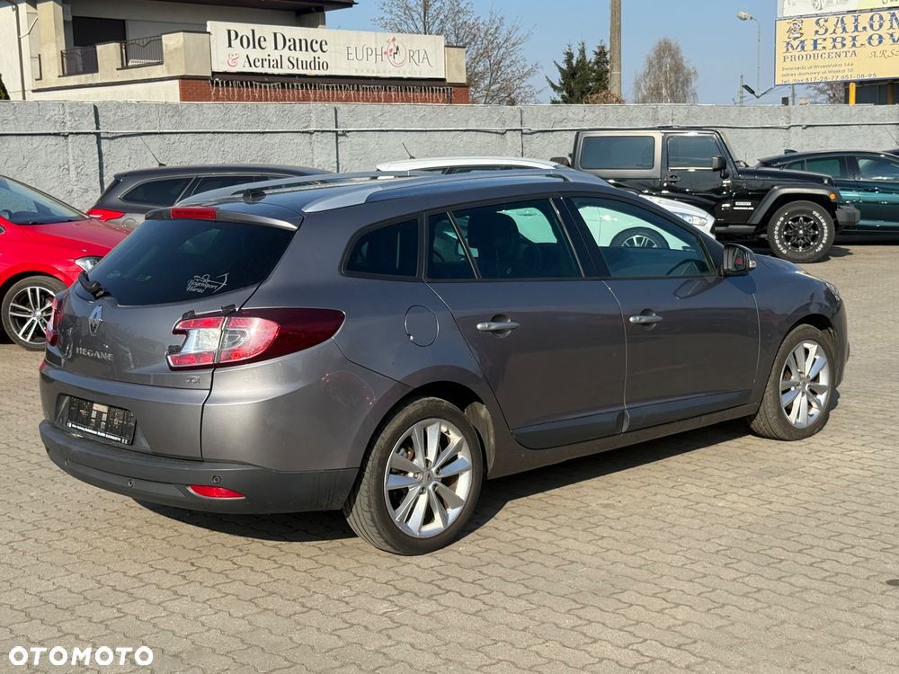 Renault Megane - 5