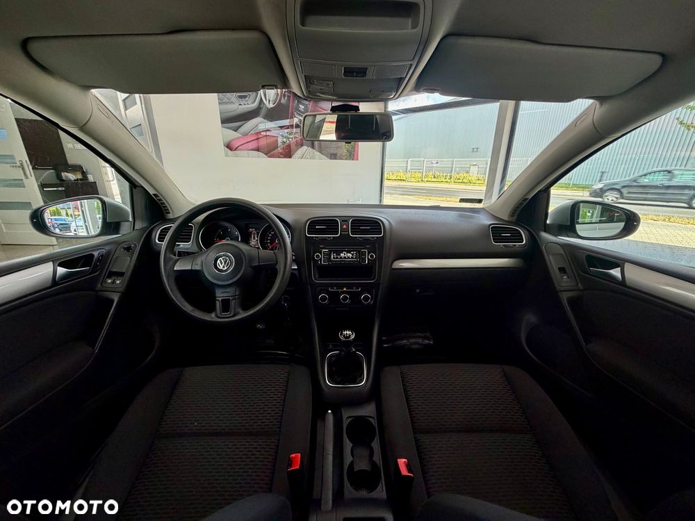 Volkswagen Golf - 26